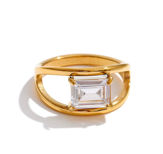 Aurelia Ring