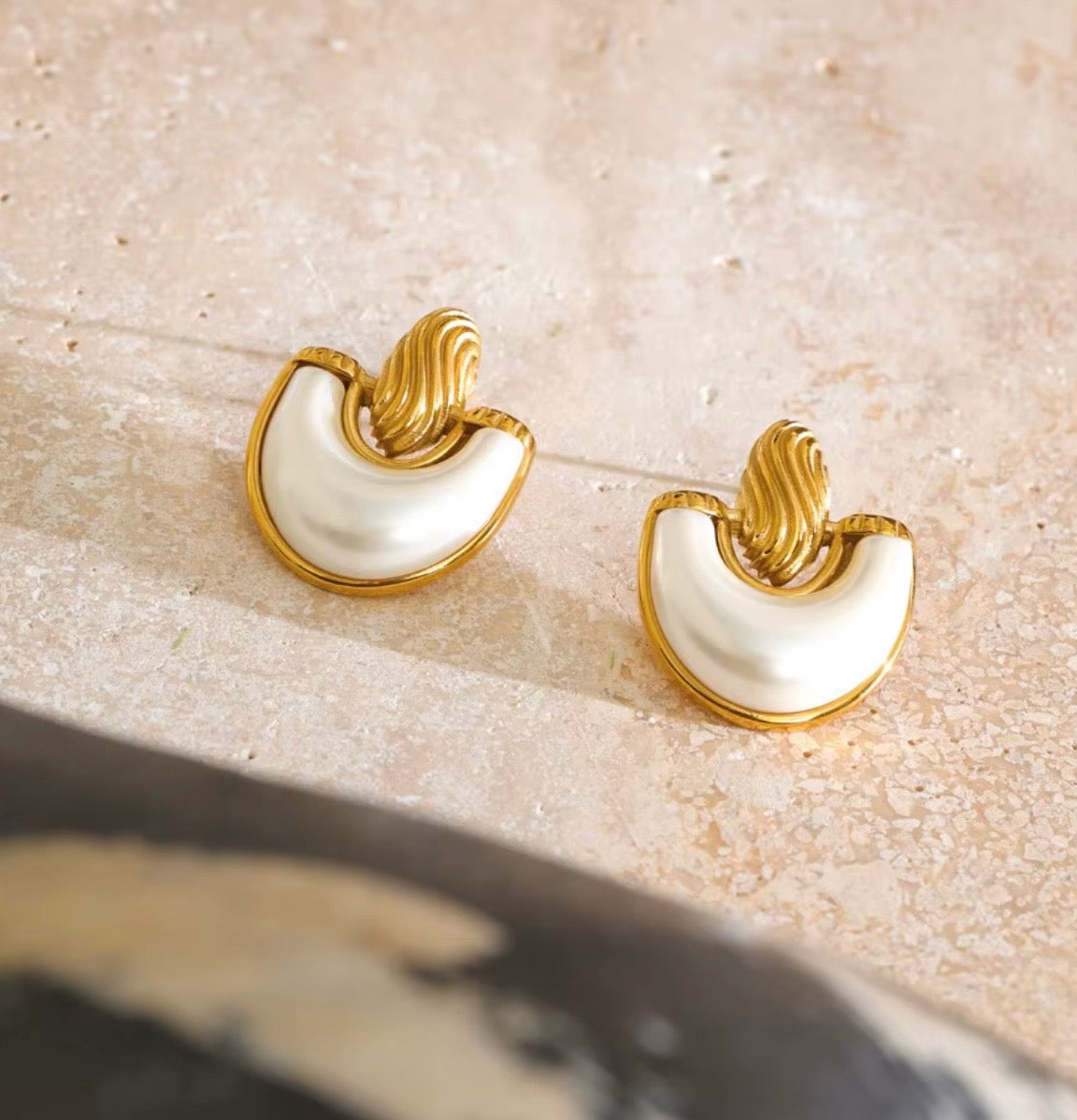 Solene Crescent Earrings