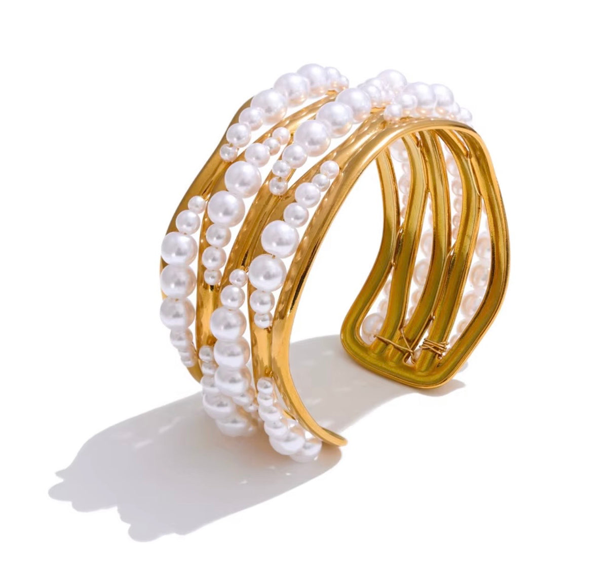 Riviera Pearl Wave Cuff