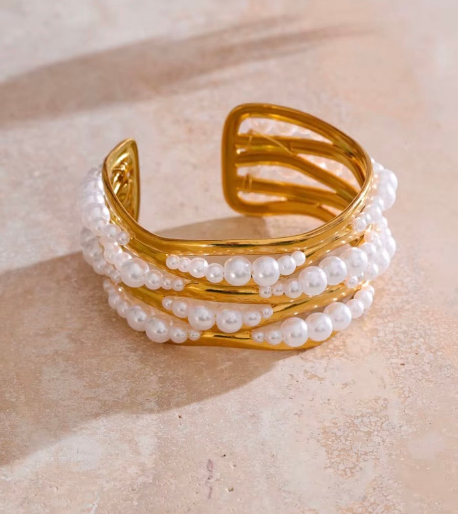 Riviera Pearl Wave Cuff