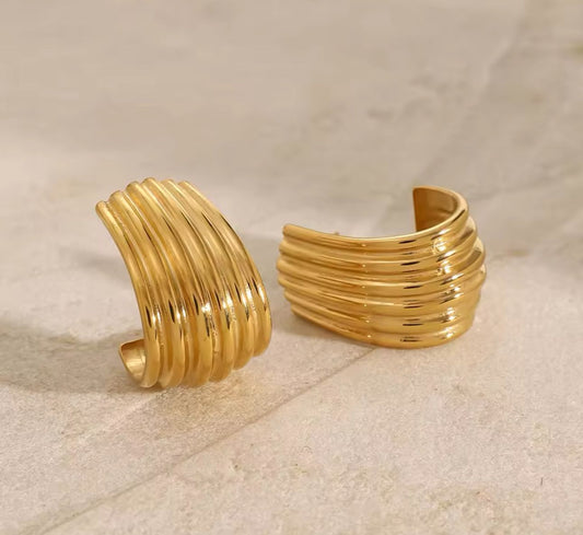 Stripegeo Studs